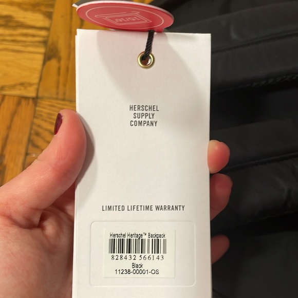 NWT Herschel Black Nylon Heritage Backpack 21.5L - Picture 14 of 16